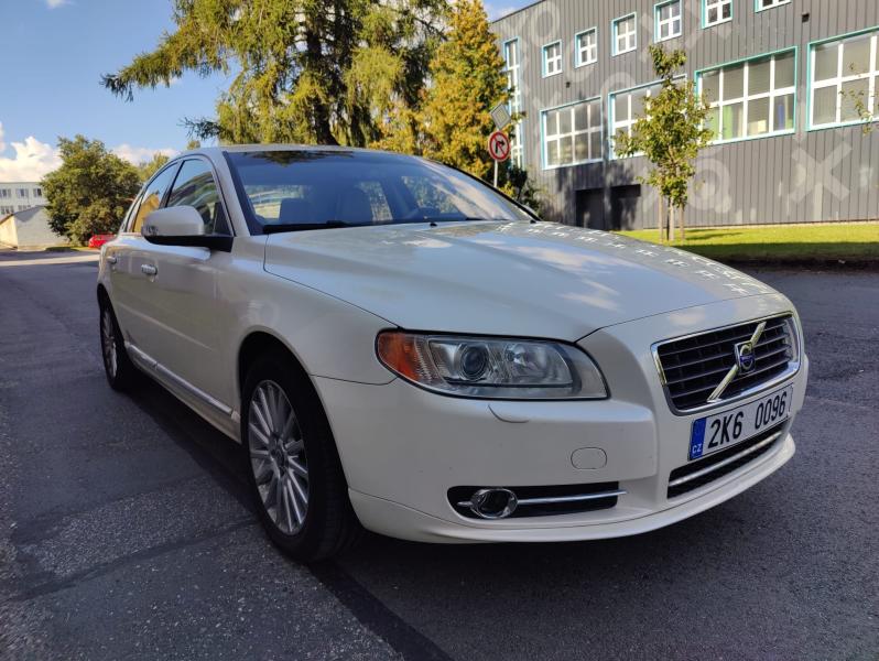 Volvo S80