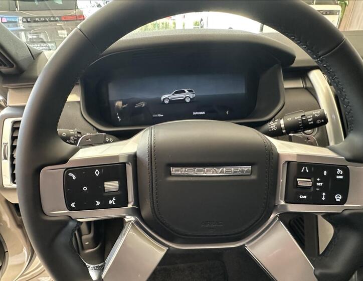 Land Rover Discovery 7