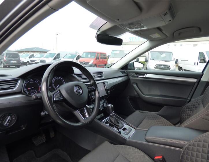 Škoda Superb 17