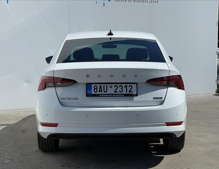 Škoda Octavia 23