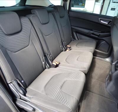 Ford S-MAX 47