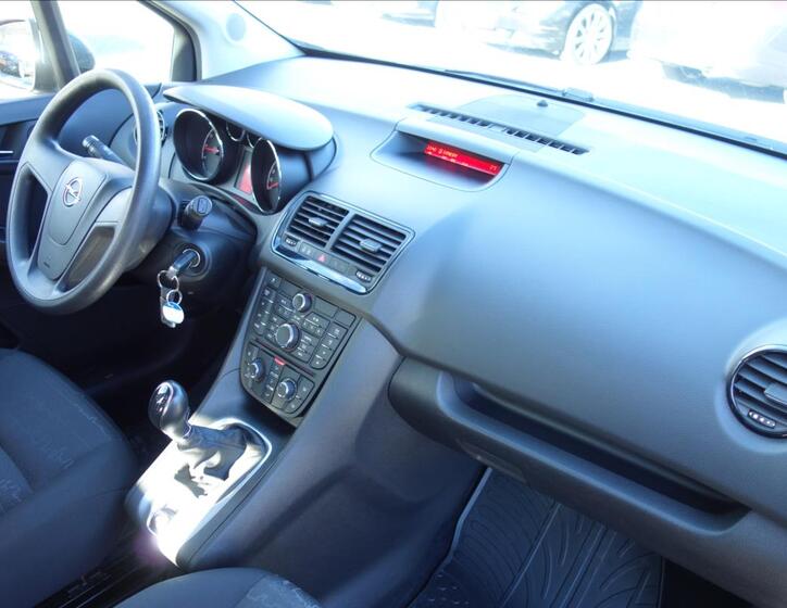Opel Meriva 11