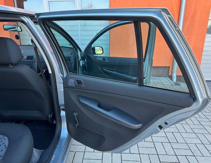 Škoda Fabia 22