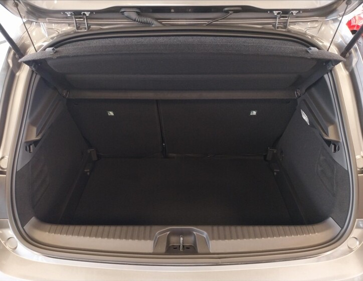 Mitsubishi Colt 8