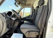 Renault Master 9