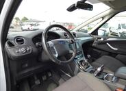 Ford S-MAX 13