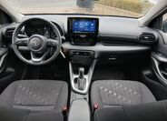 Toyota Yaris 16