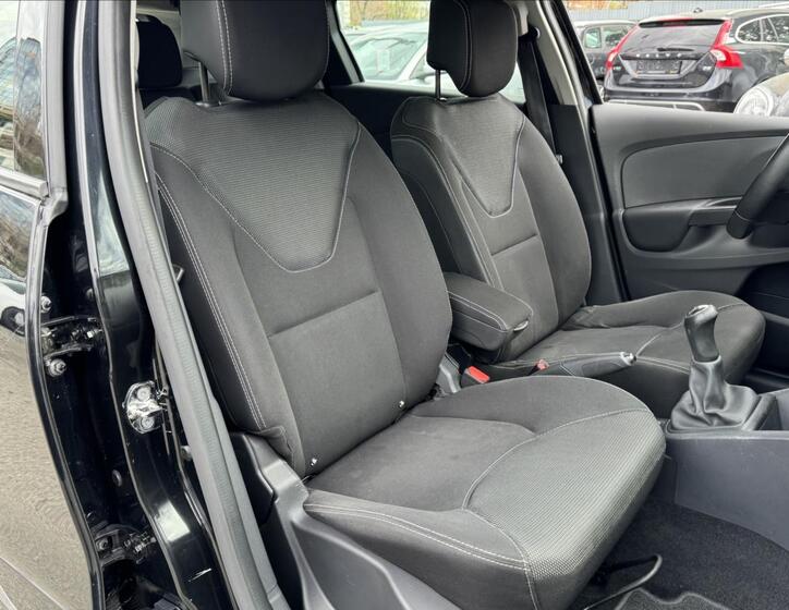 Renault Clio 36