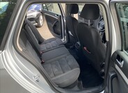 Volkswagen Golf 16