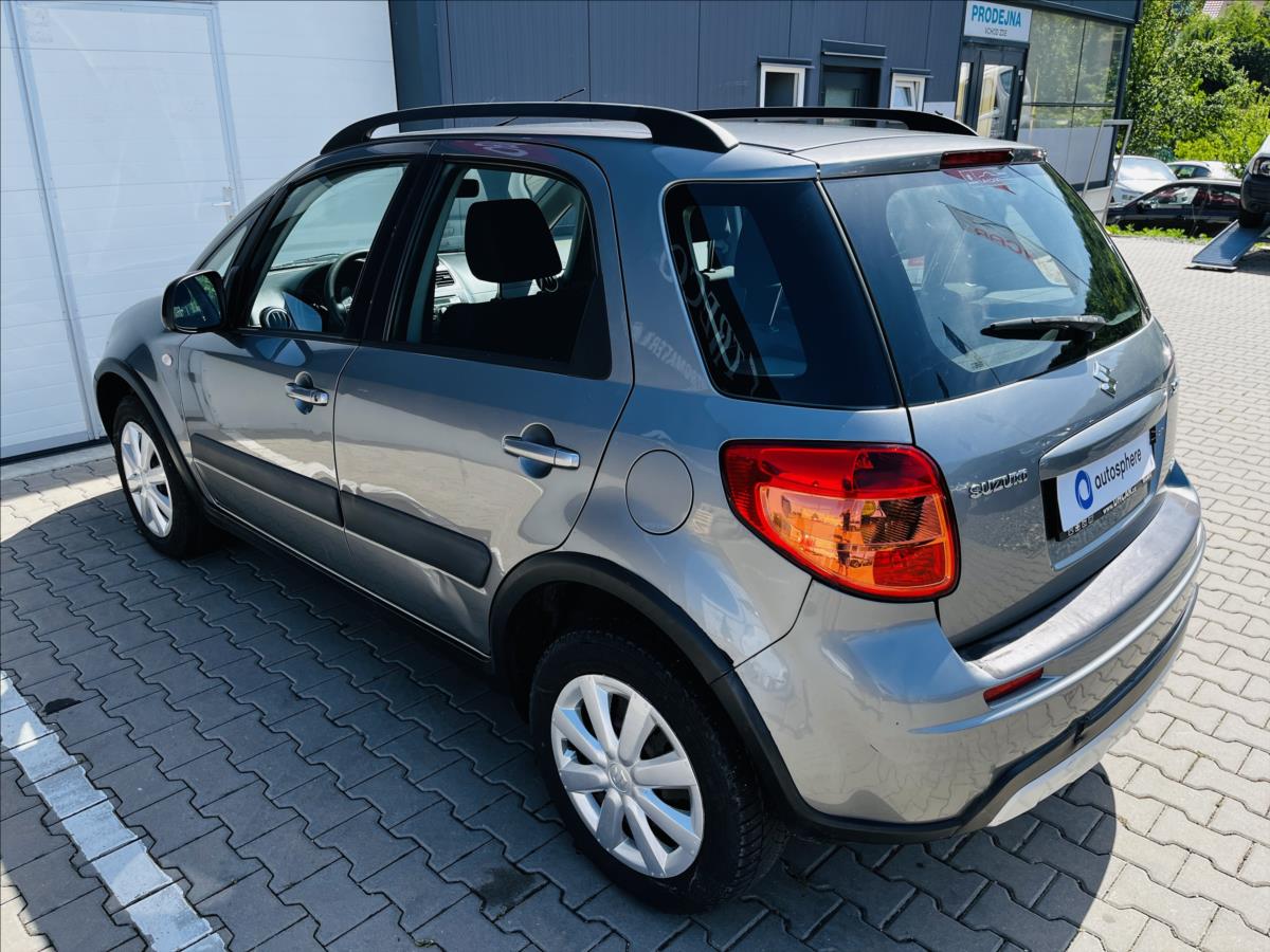 Suzuki SX4