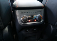 Ford Explorer 39