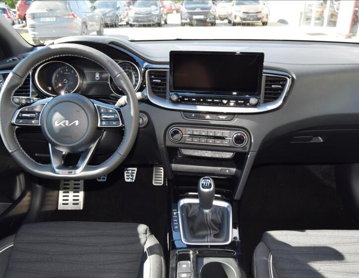 KIA ProCeed 5