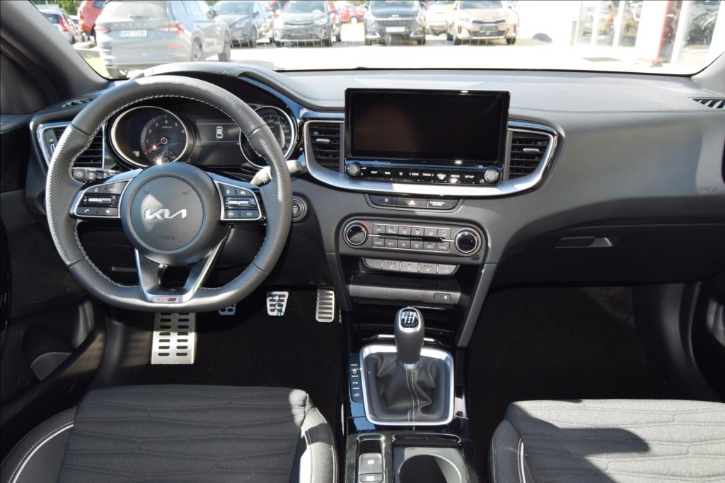 KIA ProCeed