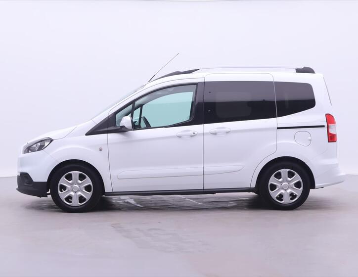 Ford Tourneo Courier 4