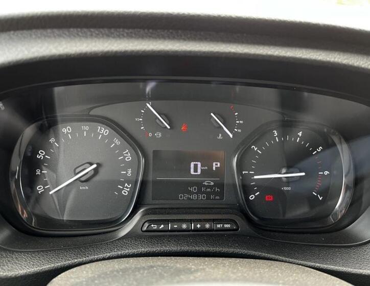 Toyota ProAce Verso 17