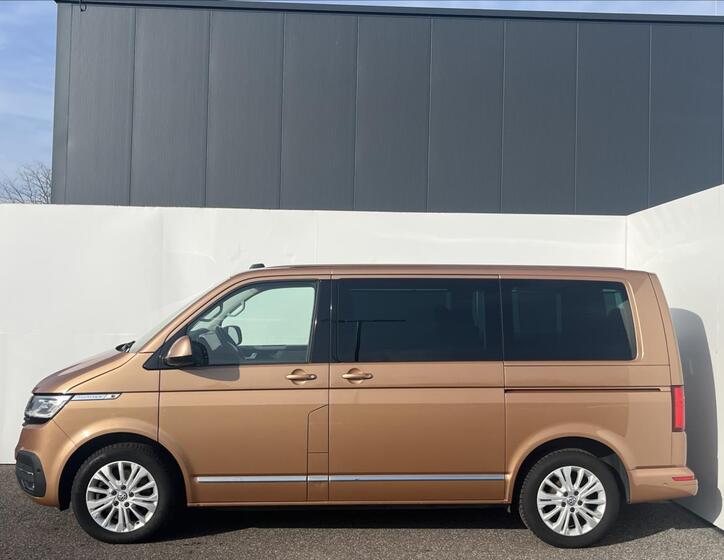 Volkswagen Multivan 10