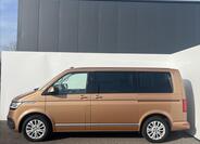 Volkswagen Multivan 10