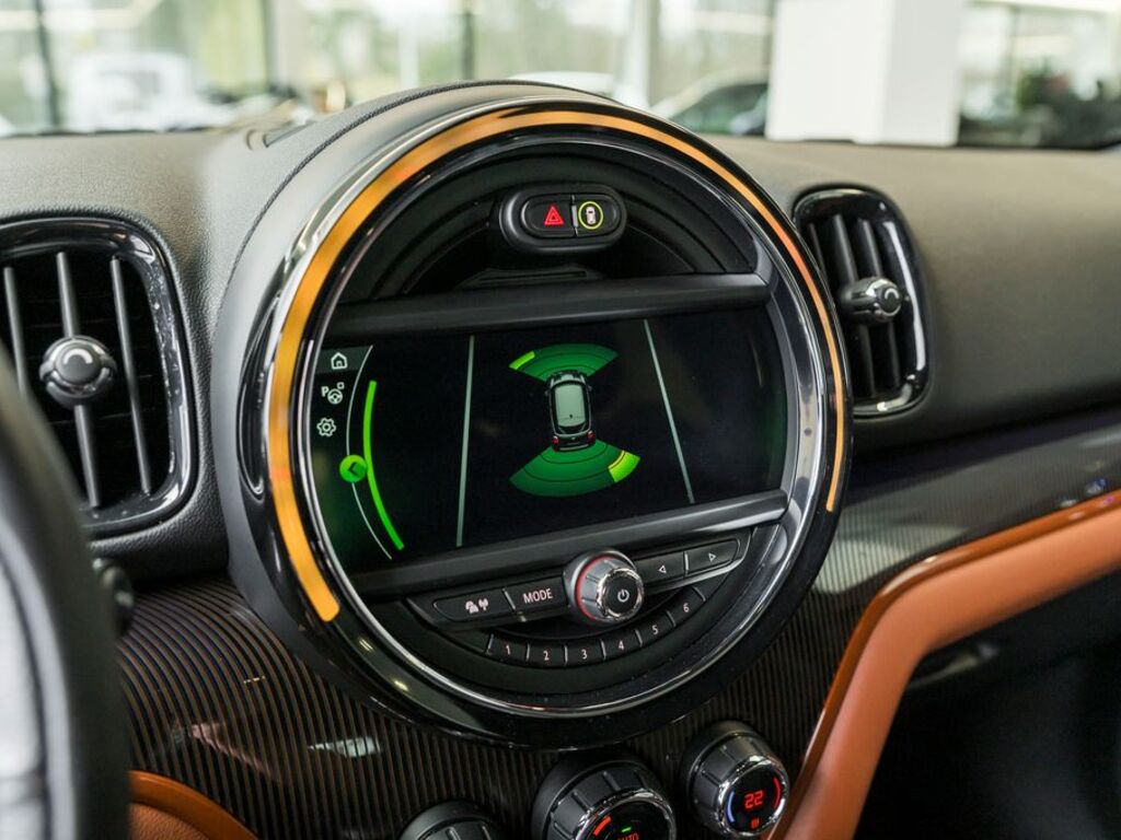Mini Countryman 11