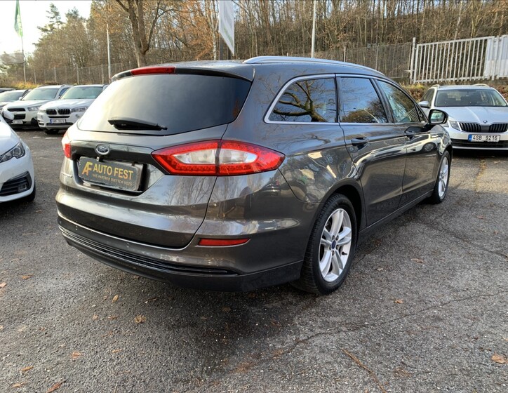 Ford Mondeo 8