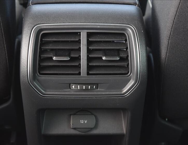Volkswagen Golf Sportsvan 31