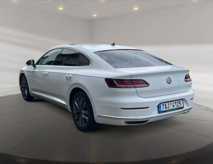 Volkswagen Arteon 4