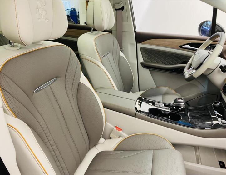 Dongfeng U-Tour 7