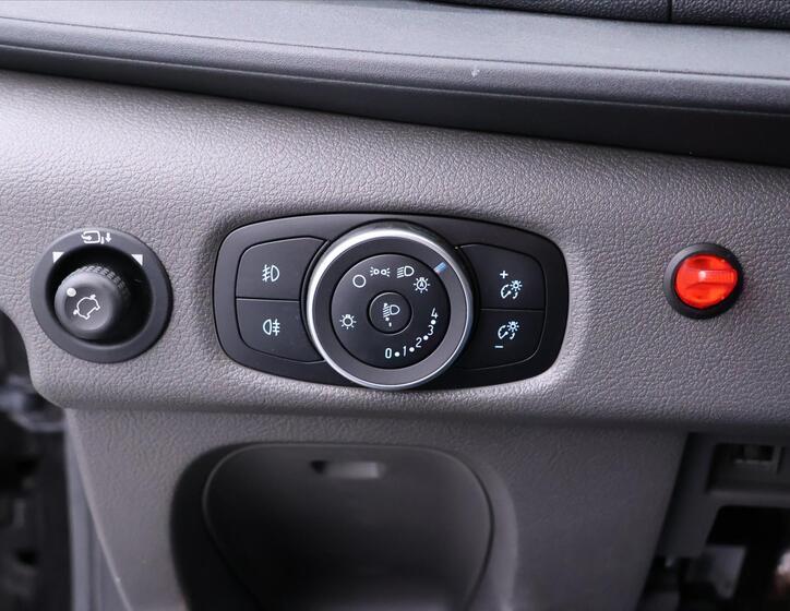 Ford Transit 14