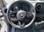 Mercedes-Benz Sprinter 13