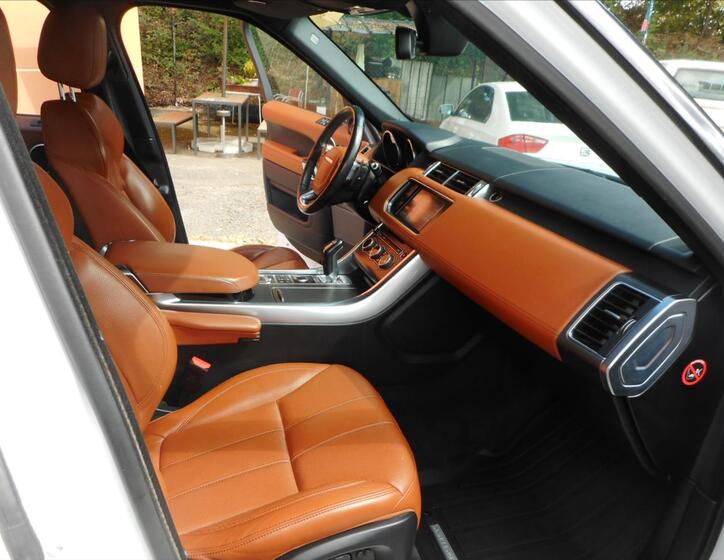 Land Rover Range Rover 24