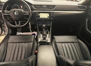 Škoda Superb 30