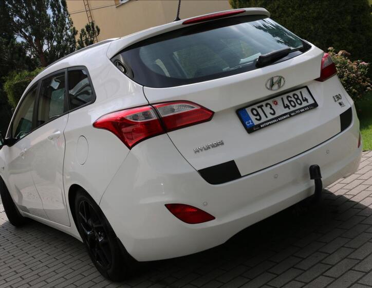 Hyundai i30 14