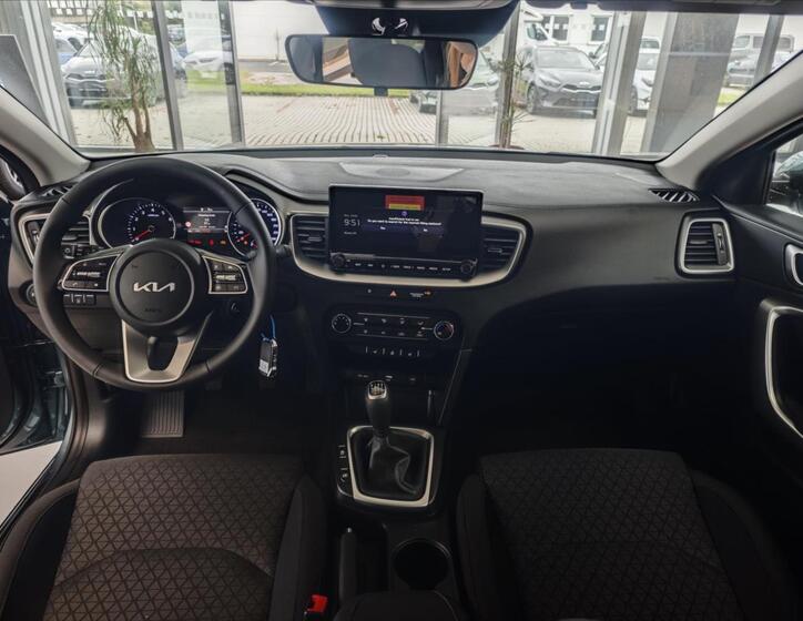 KIA Ceed 12