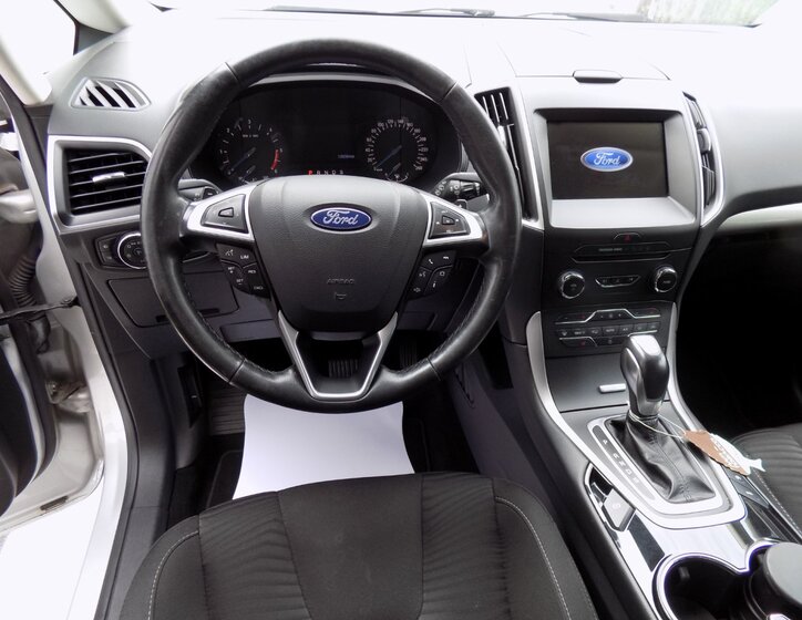 Ford S-MAX 26