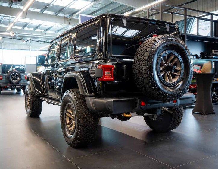 Jeep Wrangler 3