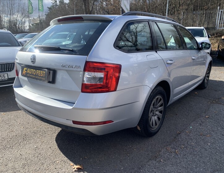 Škoda Octavia 8