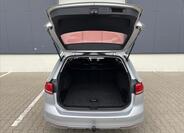 Volkswagen Passat 9