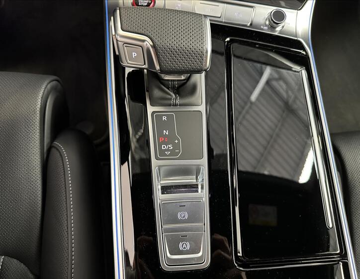 Audi S6 16