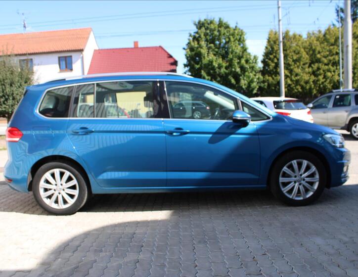 Volkswagen Touran 3