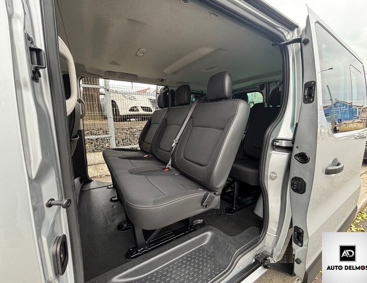 Renault Trafic 27