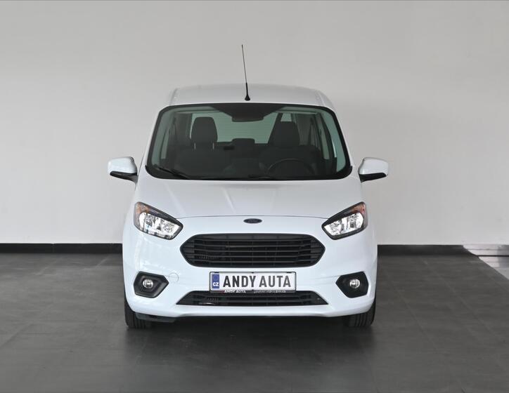 Ford Tourneo Courier 2