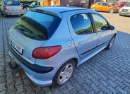 Peugeot 206 4