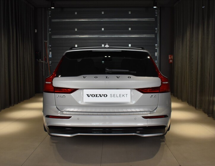 Volvo V60 5