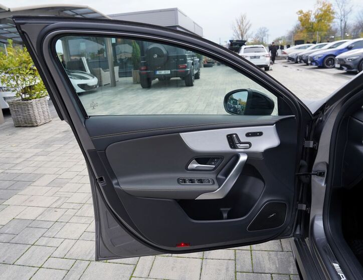 Mercedes-Benz Třídy A 17