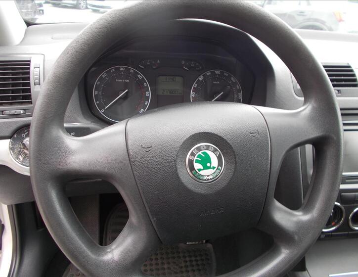 Škoda Octavia 21