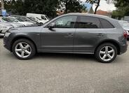 Audi Q5 4