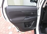 Mitsubishi Outlander 15