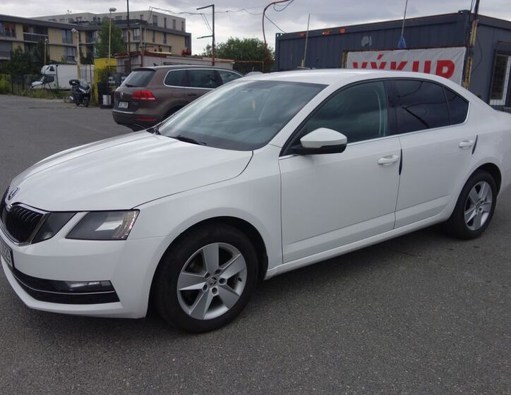 Škoda Octavia 1