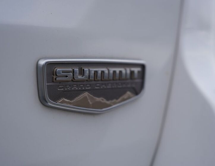 Jeep Grand Cherokee 34