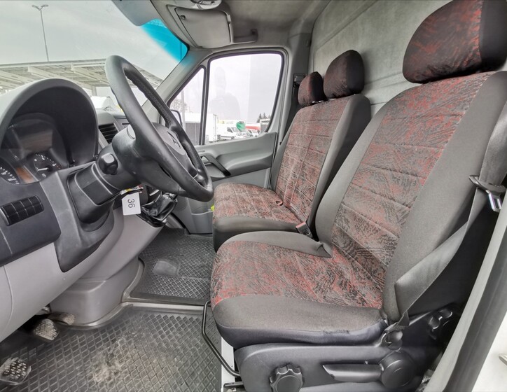Mercedes-Benz Sprinter 3