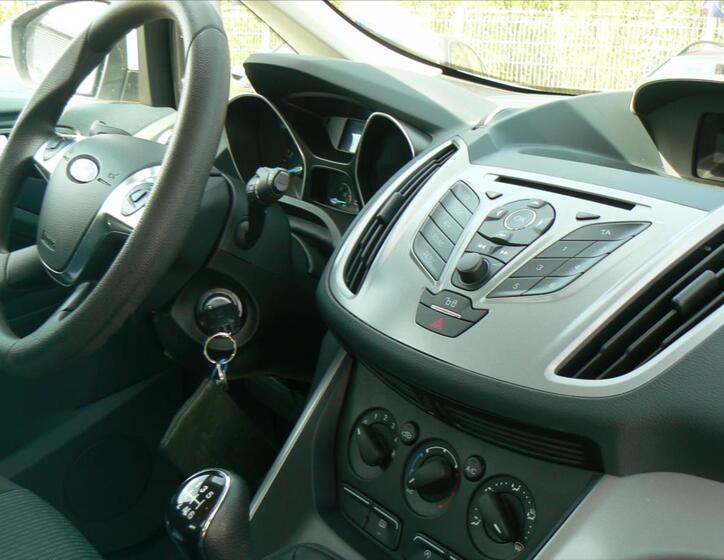 Ford Grand C-MAX 16